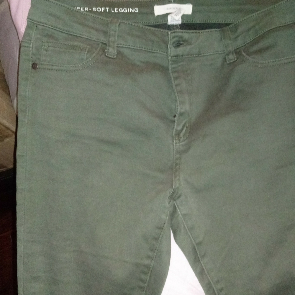 Olive green ASPHALT BLUE leggins